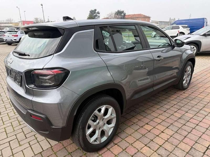 Usata Jeep Avenger Longitude 101 CV (74 kW) 2024 Grigio SUV
