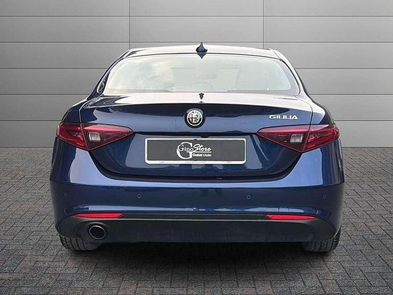 Usata Alfa Romeo Giulia Executive 160 CV (117 kW) 2020 Blu Berlina