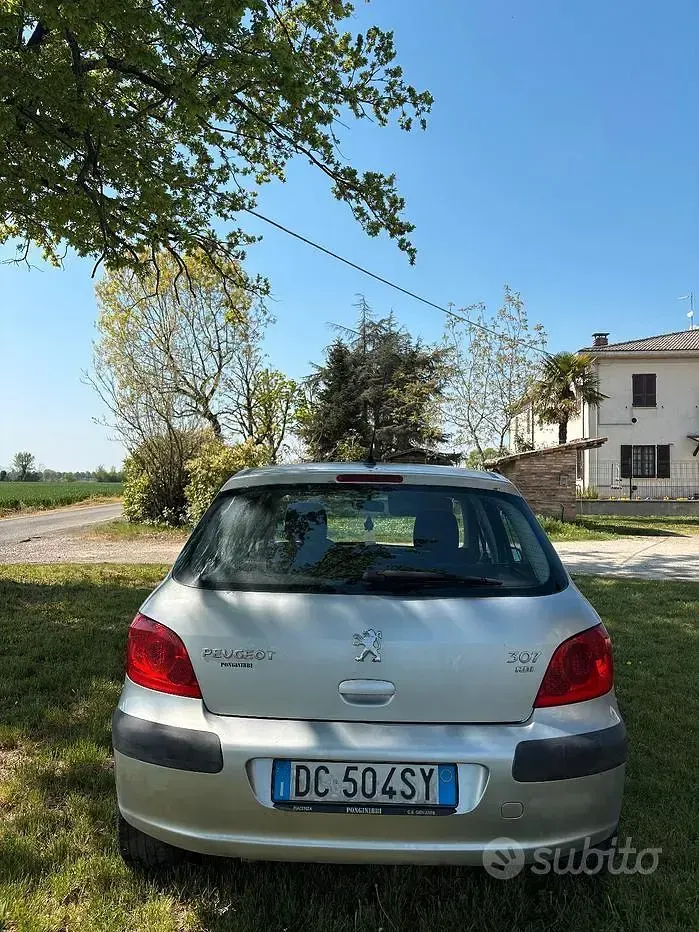 Usata Peugeot 307 90 CV (66 kW) 2006 Grigio Berlina
