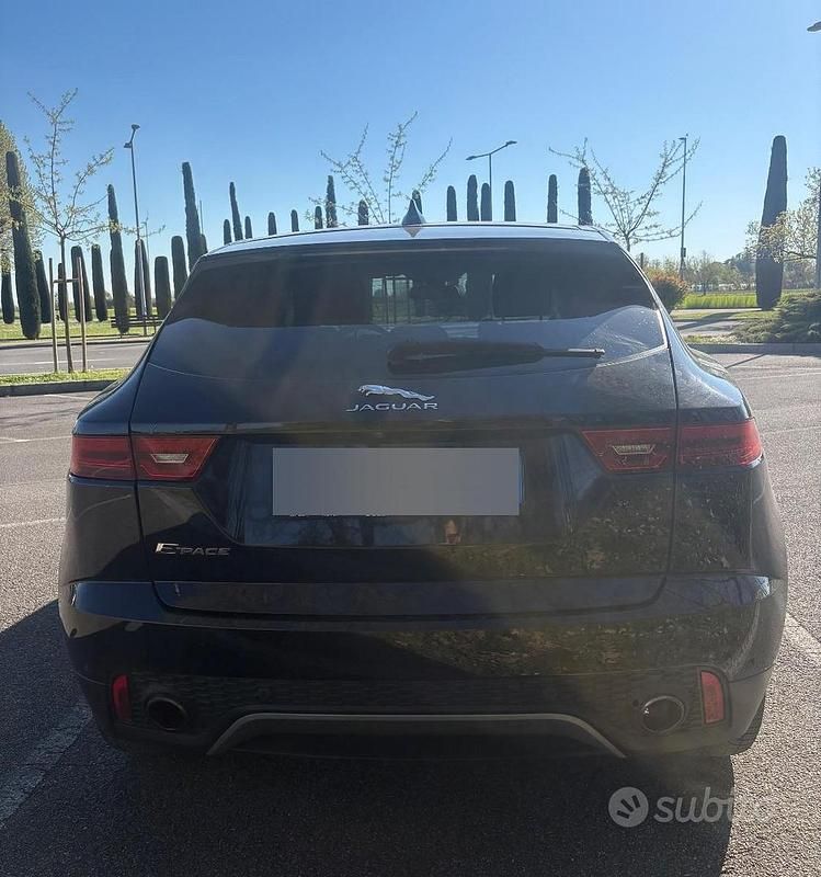 Usata Jaguar E-Pace R-Dynamic 150 CV (110 kW) 2018 Nero SUV