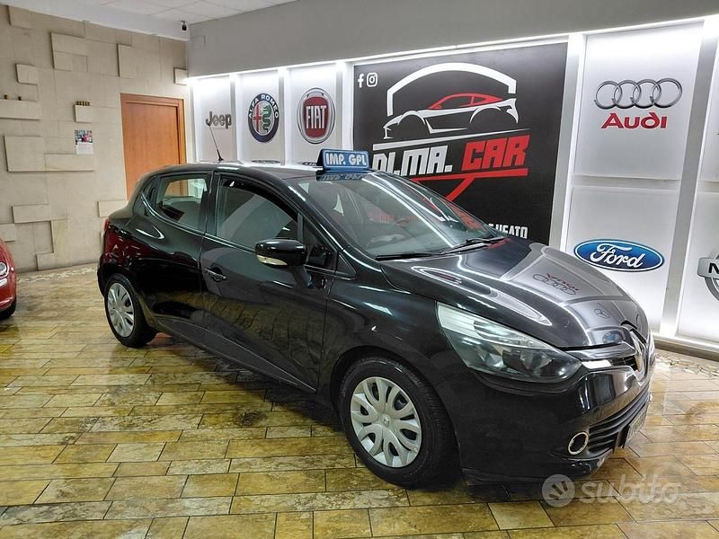 Usata Renault Clio IV 75 CV (55 kW) 2015 Nero Berlina