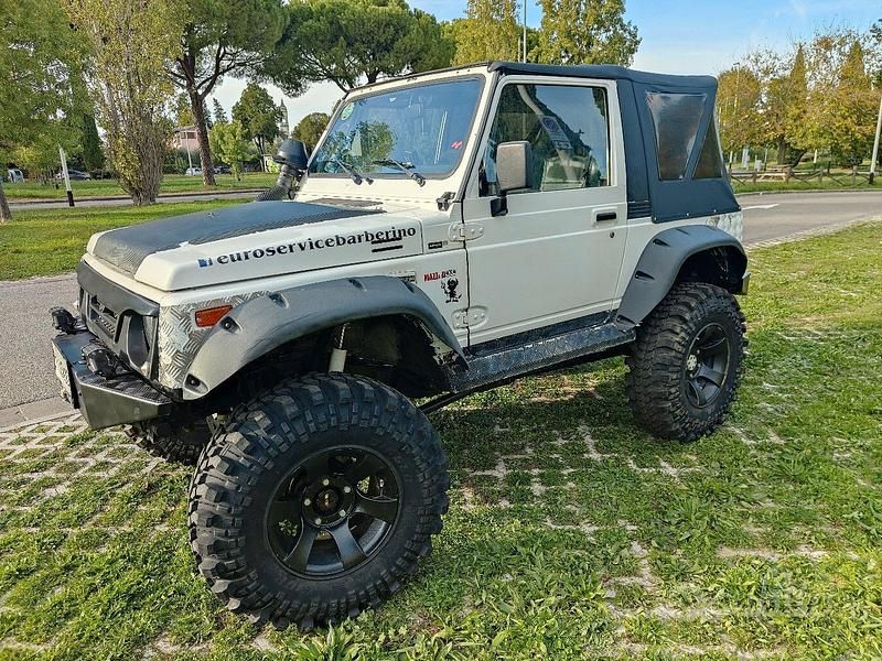 Usata Suzuki Samurai 64 CV (47 kW) 1991 Bianco SUV