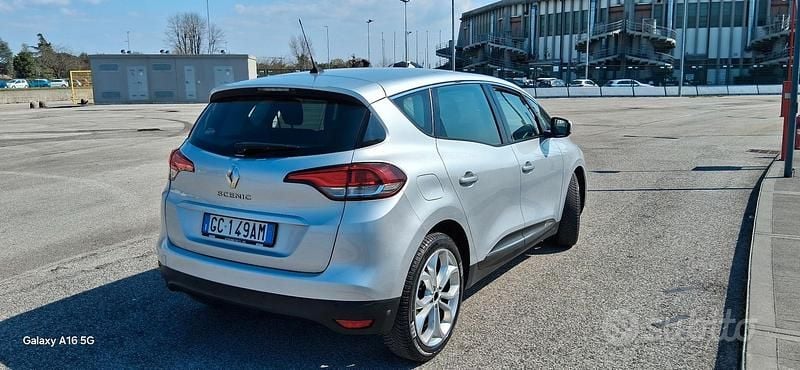 Usata Renault Scénic IV 2020 Grigio Monovolume