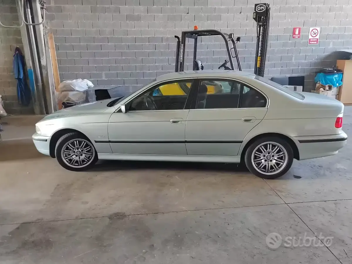 Usata BMW 523 170 CV (125 kW) 2000 Grigio Berlina