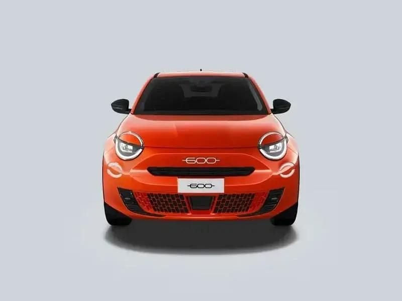 Nuova Fiat 600 Pop 110 CV (80 kW) 2026 Arancione SUV