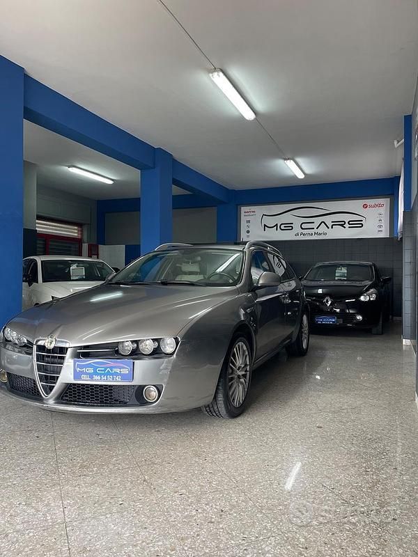 Usata Alfa Romeo 159 119 CV (87 kW) 2008 Grigio Station wagon
