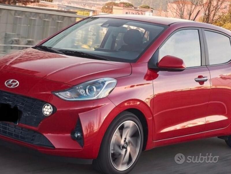 Usata 2021 Hyundai i10 Due volumi | 11.800 € (Buon prezzo) - Immagine 1/4