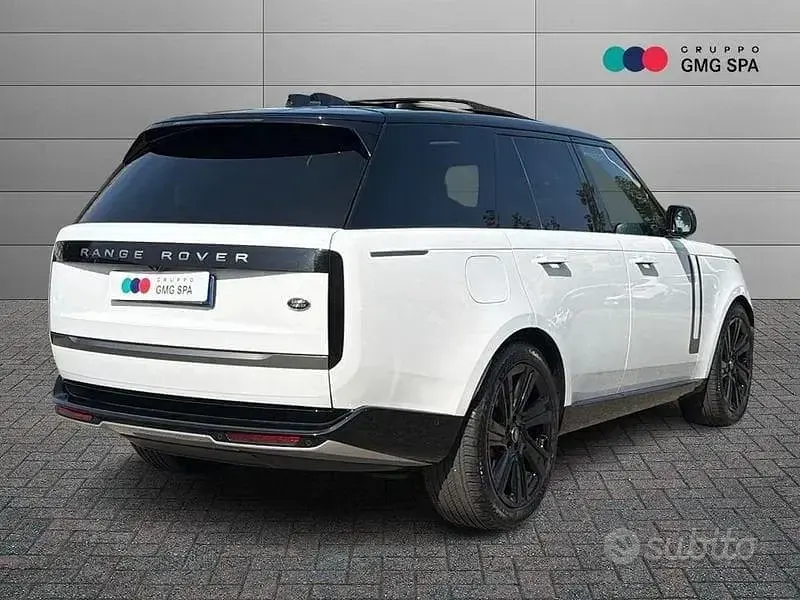Usata Land Rover Range Rover HSE 300 CV (220 kW) 2023 Bianco SUV