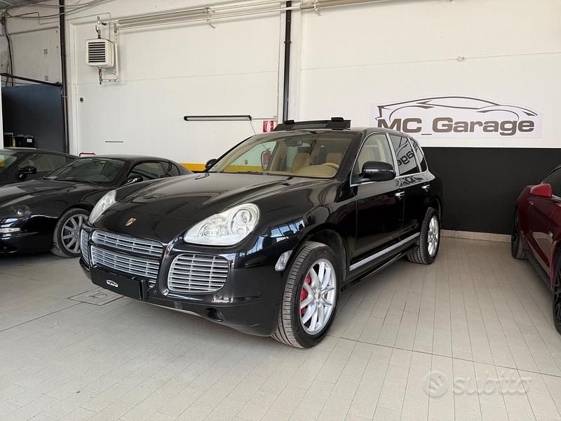 Nero Usata 2006 Porsche Cayenne Turbo SUV | 13.500 € (Ottimo prezzo) - Immagine 1/4