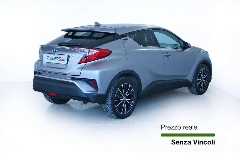 Usata Toyota C-HR Trend 122 CV (89 kW) 2018 Argento SUV