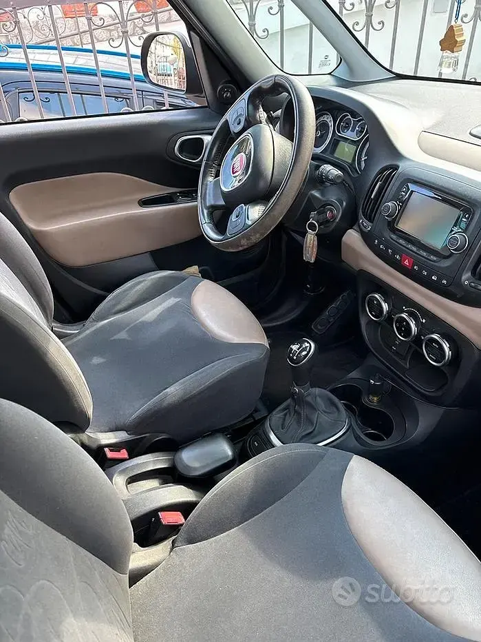 Usata Fiat 500 Lounge 85 CV (62 kW) 2013 Verde Monovolume