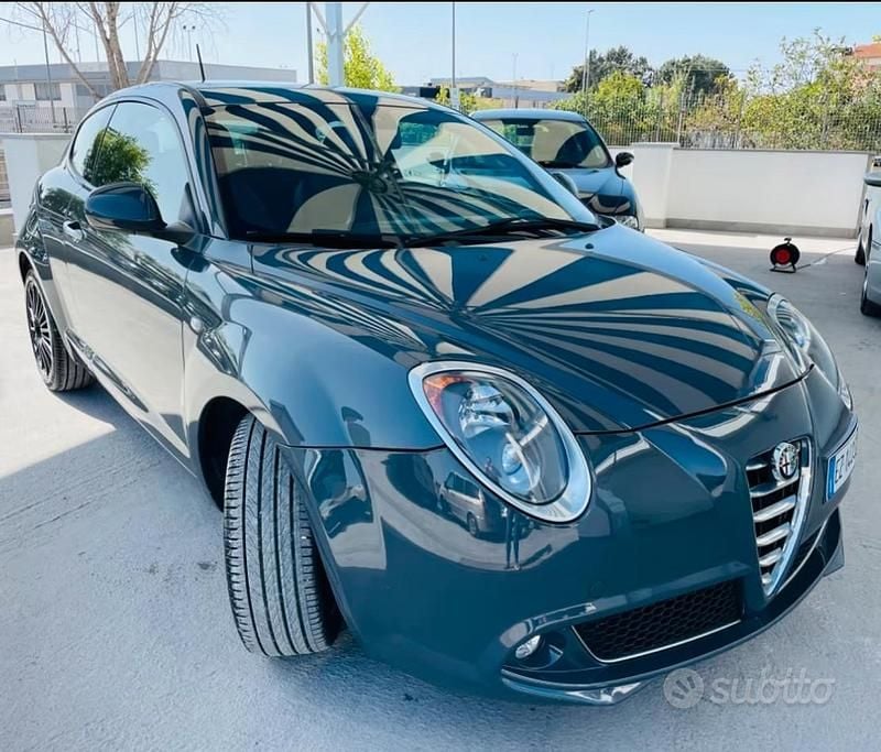 Usata Alfa Romeo MiTo 78 CV (57 kW) 2015 Grigio Utilitaria