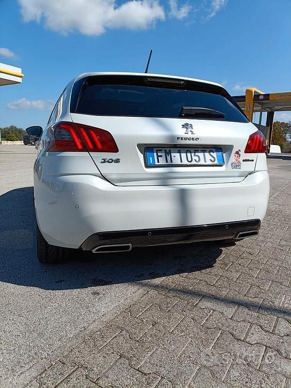 Usata Peugeot 308 GT-line 131 CV (96 kW) 2017 Bianco Berlina