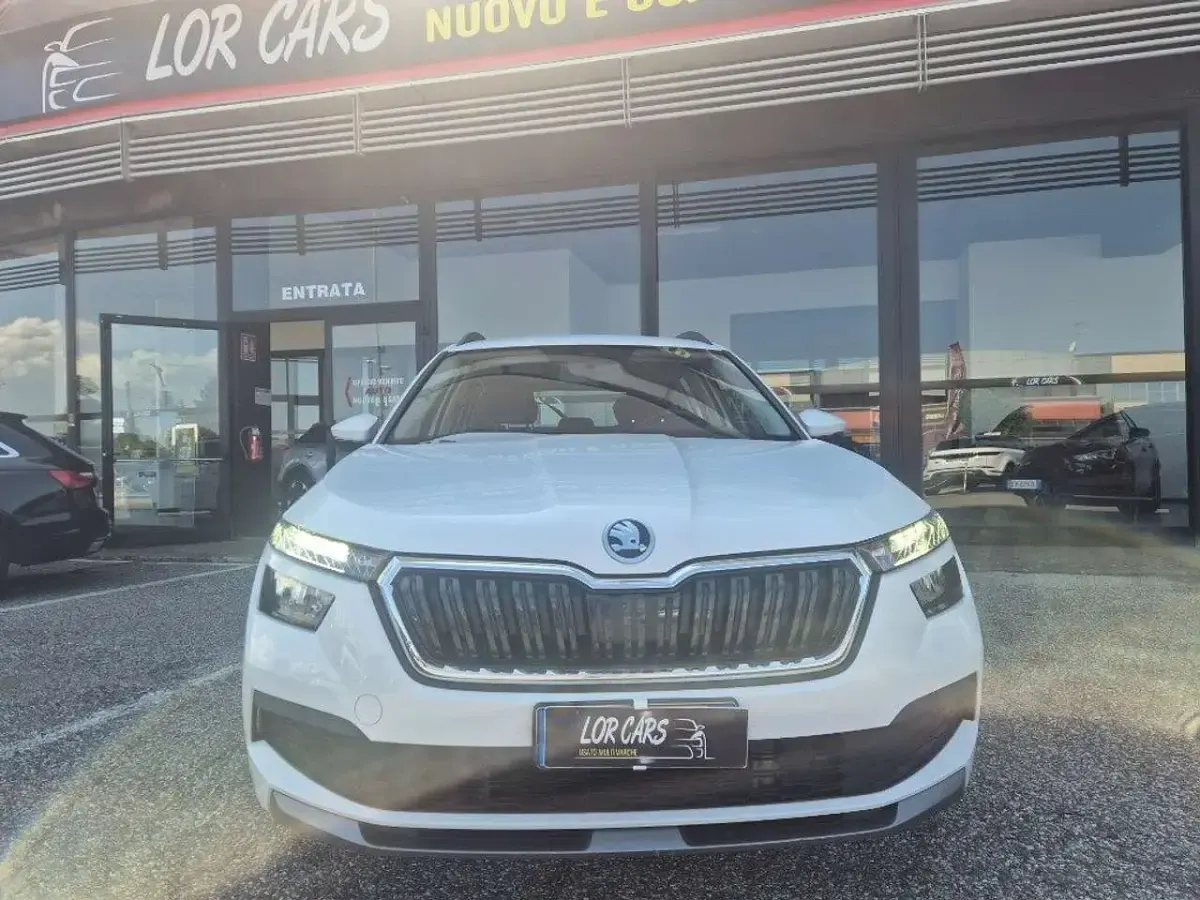 Usata Skoda Kamiq Monte Carlo 90 CV (66 kW) 2021 Bianco SUV