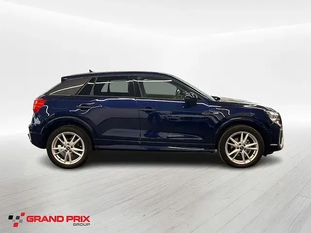Usata Audi Q2 S-Line 150 CV (110 kW) 2025 Blu navarra metallizzato SUV