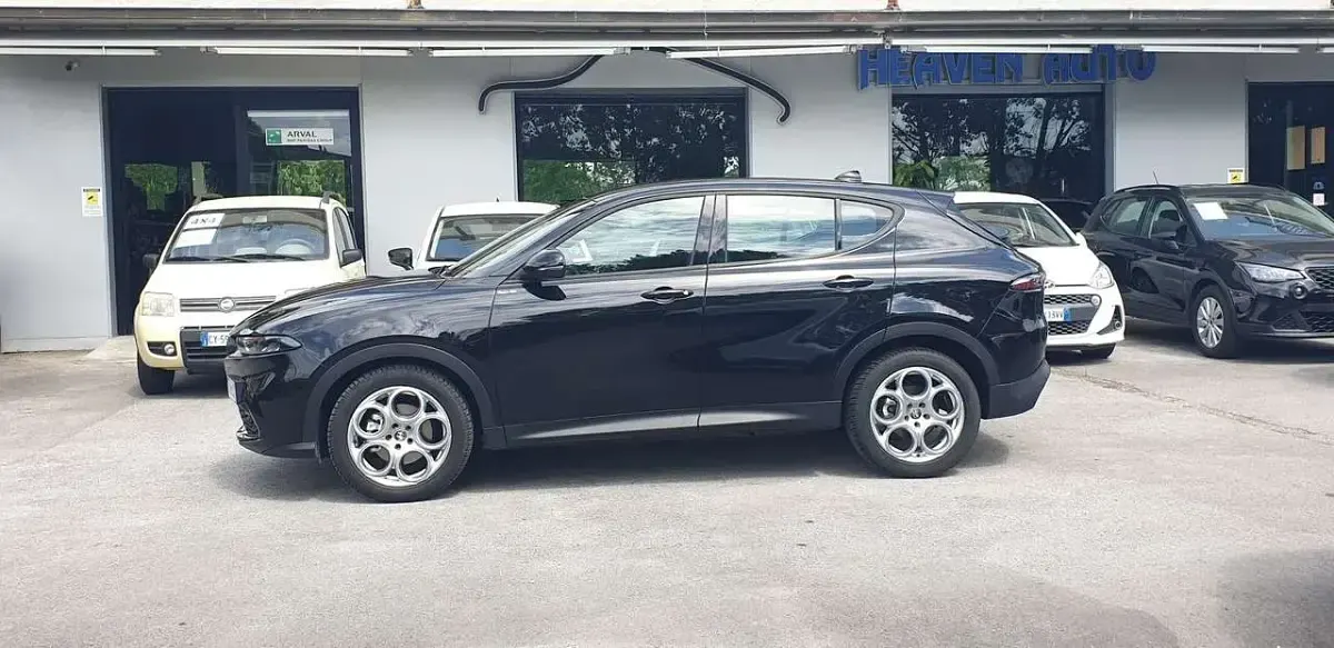 Usata Alfa Romeo Tonale Sprint 131 CV (96 kW) 2023 Nero SUV