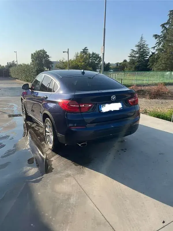 Usata BMW X4 190 CV (139 kW) 2014 Bluazzurro SUV