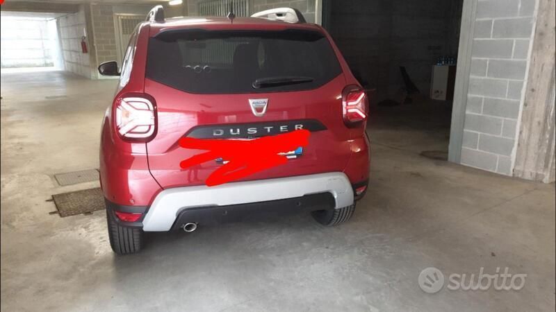 Usata Dacia Duster 101 CV (74 kW) 2021 Rosso SUV