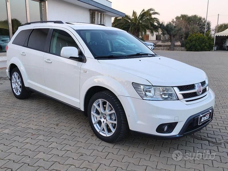 Usata Fiat Freemont 170 CV (125 kW) 2013 Bianco SUV