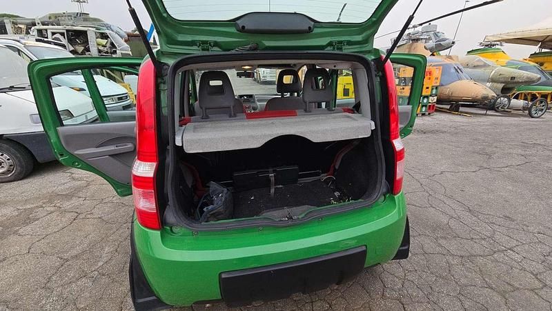 Usata Fiat Panda 4x4 60 CV (44 kW) 2006 Verde Utilitaria
