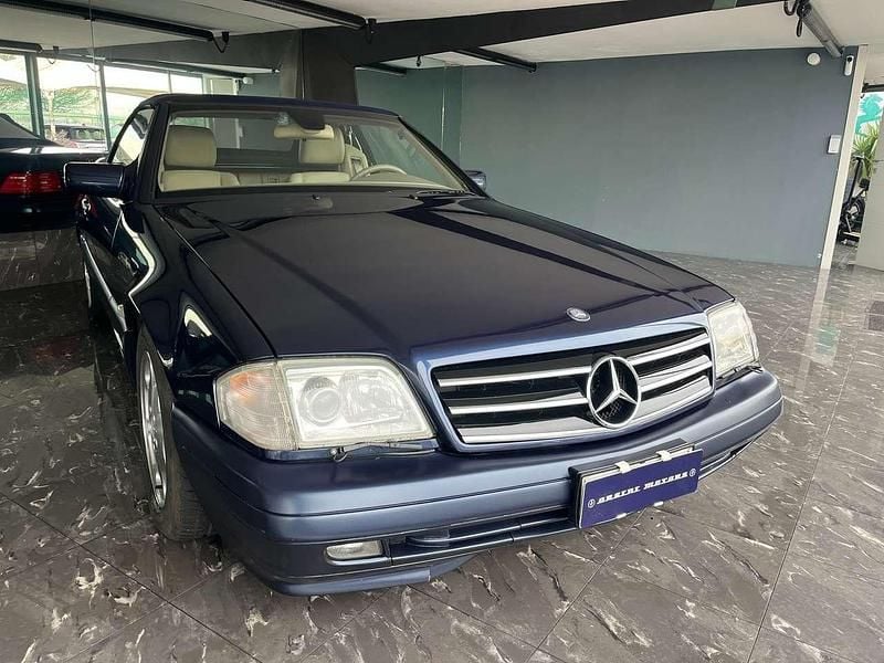 Usata Mercedes SL320 231 CV (169 kW) 1998 Blu/azzurro Cabrio