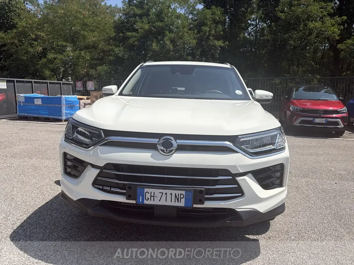 Usata SsangYong Korando 163 CV (119 kW) 2023 Bianco SUV