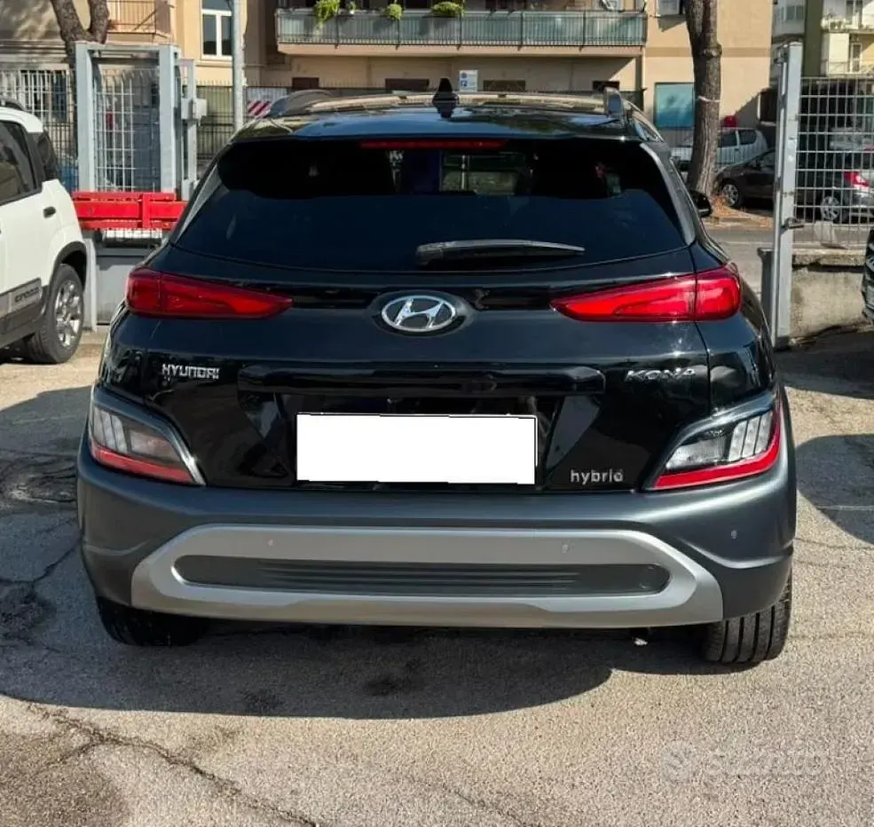 Usata Hyundai Kona 105 CV (77 kW) 2022 Nero SUV