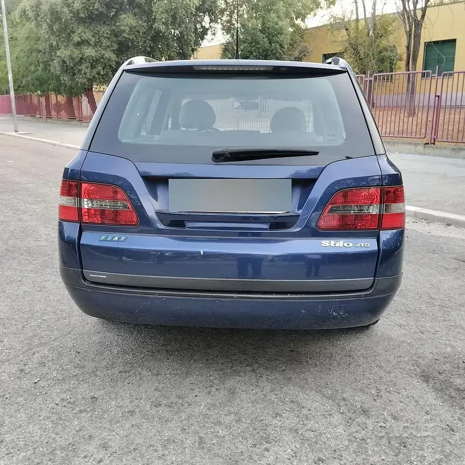 Usata Fiat Stilo 116 CV (85 kW) 2004 Bluazzurro Station wagon