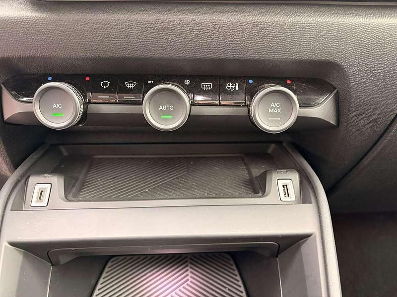 Usata Citroën C4 Shine 131 CV (96 kW) 2022 Bianco Berlina