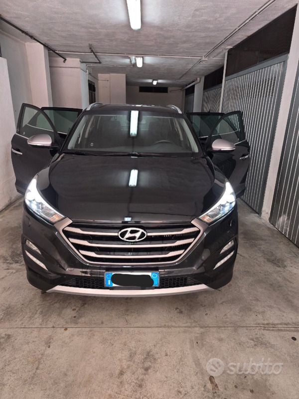 Nero Usata 2017 Hyundai Tucson Edition SUV | 18.000 € (Buon prezzo) - Immagine 1/4