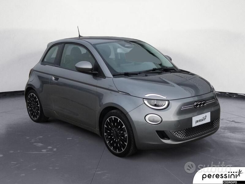 Second-hand Fiat 500e Icon 86 kW (118 CP) 2021 Gri Cabrio