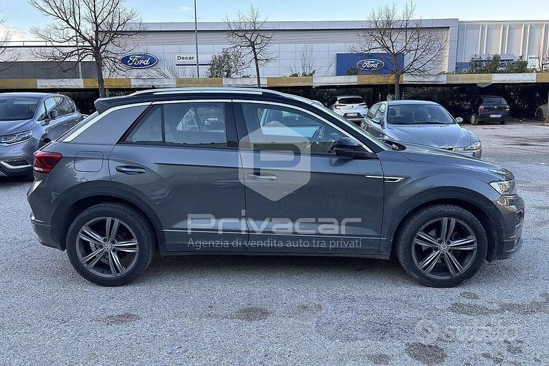 Usata VW T-Roc Business 116 CV (85 kW) 2019 Grigio SUV