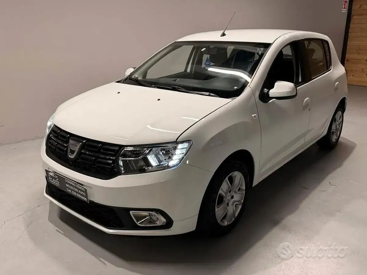 Usata Dacia Sandero Comfort 101 CV (74 kW) 2020 Bianco Berlina