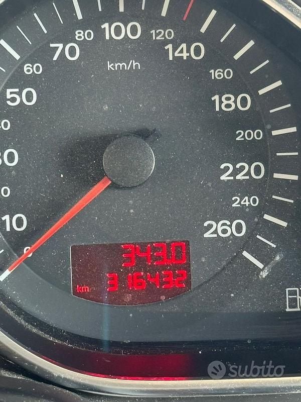 Usata Audi Q7 233 CV (171 kW) 2006 Nero SUV