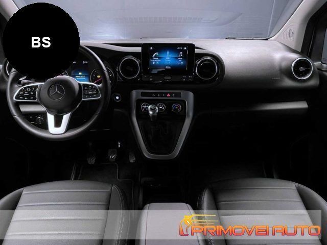 Argento Usata 2023 Mercedes T160 Premium Monovolume | 29.860 € - Immagine 1/4