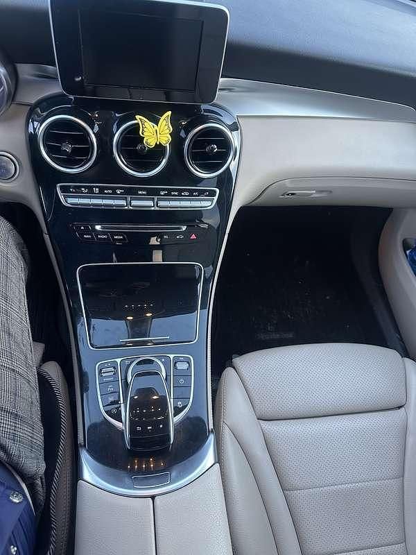 Usata Mercedes GLC220 170 CV (125 kW) 2016 Bianco SUV