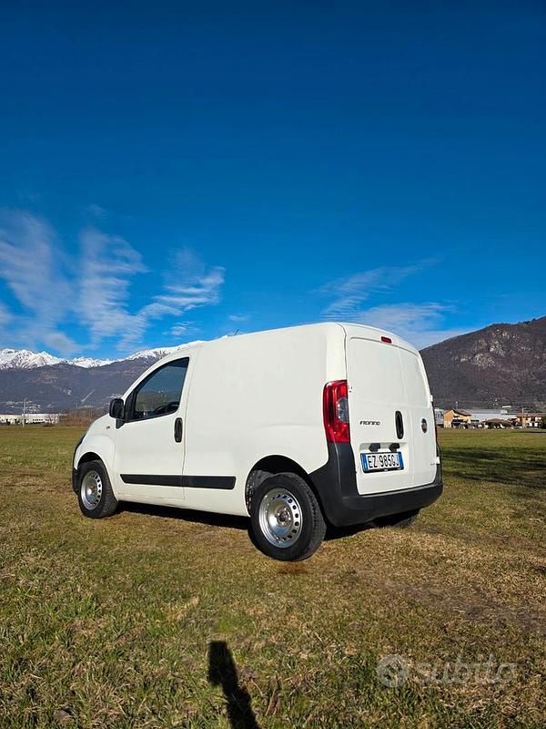Usata Fiat Fiorino 75 CV (55 kW) 2015 Bianco Monovolume