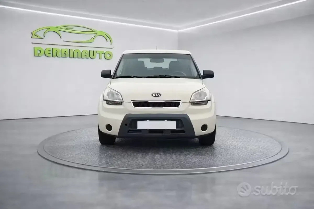 Usata Kia Soul Active 118 CV (86 kW) 2010 Beige SUV