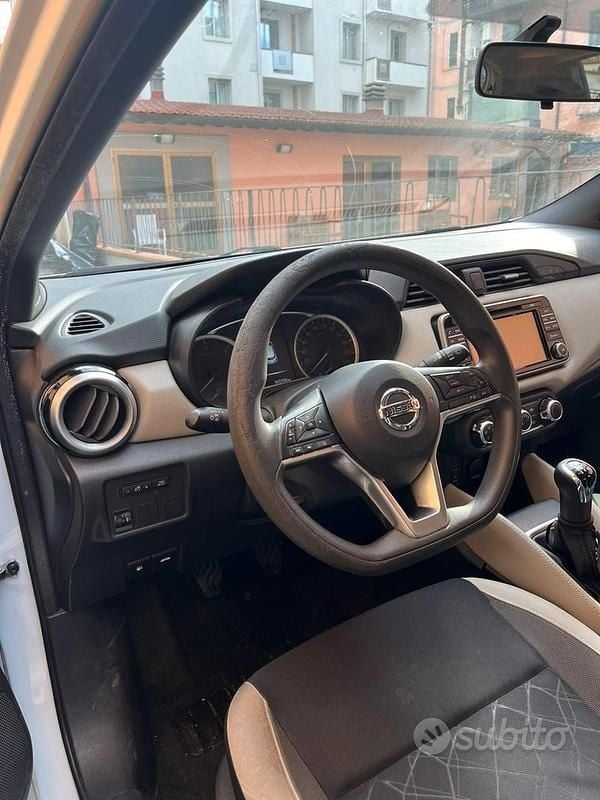 Usata Nissan Micra 90 CV (66 kW) 2018 Bianco Berlina