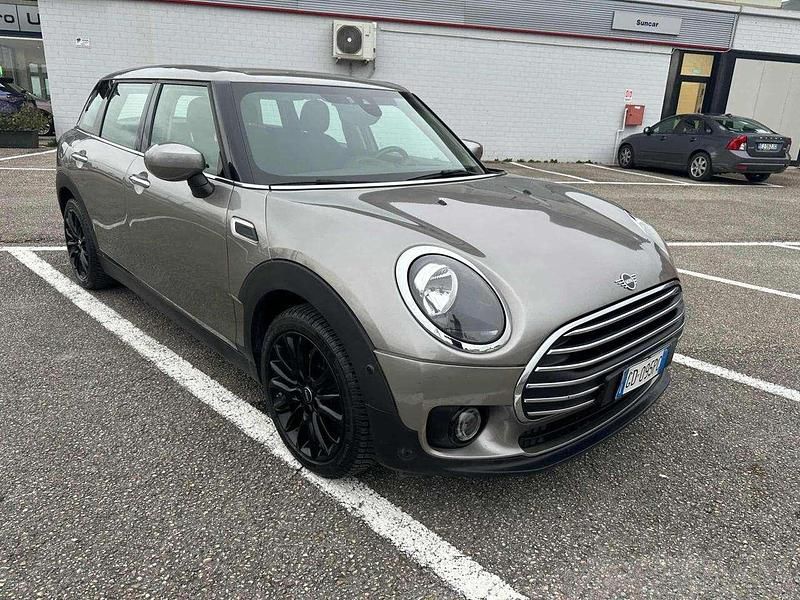 Usata Mini One D Clubman 116 CV (85 kW) 2021 Grigio Station wagon