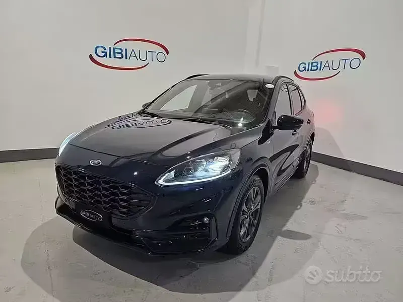 Usata Ford Kuga ST-Line X 225 CV (165 kW) 2023 Blu scuro SUV