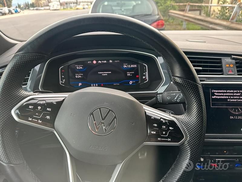 Usata VW Tiguan 150 CV (110 kW) 2022 Bianco SUV