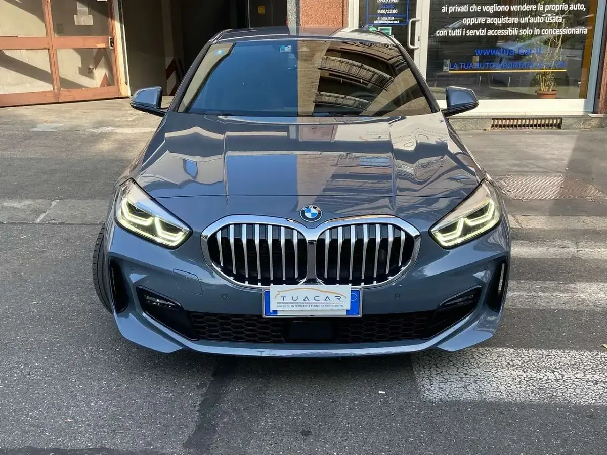 Usata BMW 116 M Sport 116 CV (85 kW) 2021 Grigio Utilitaria