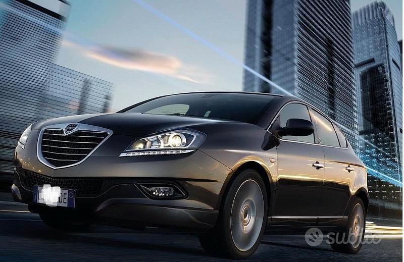 Usata Lancia Delta 120 CV (88 kW) 2009 Utilitaria