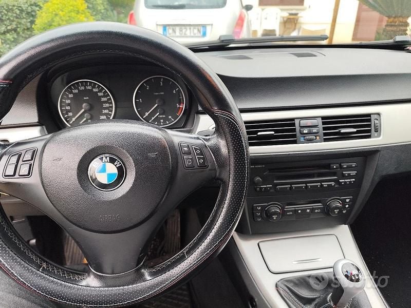 Usata BMW 320 Efficient Dynamics 163 CV (119 kW) 2005 Grigio Berlina