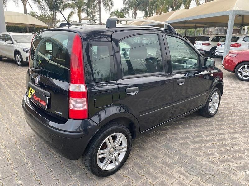 Usata Fiat Panda Emotion 70 CV (51 kW) 2010 Nero Utilitaria