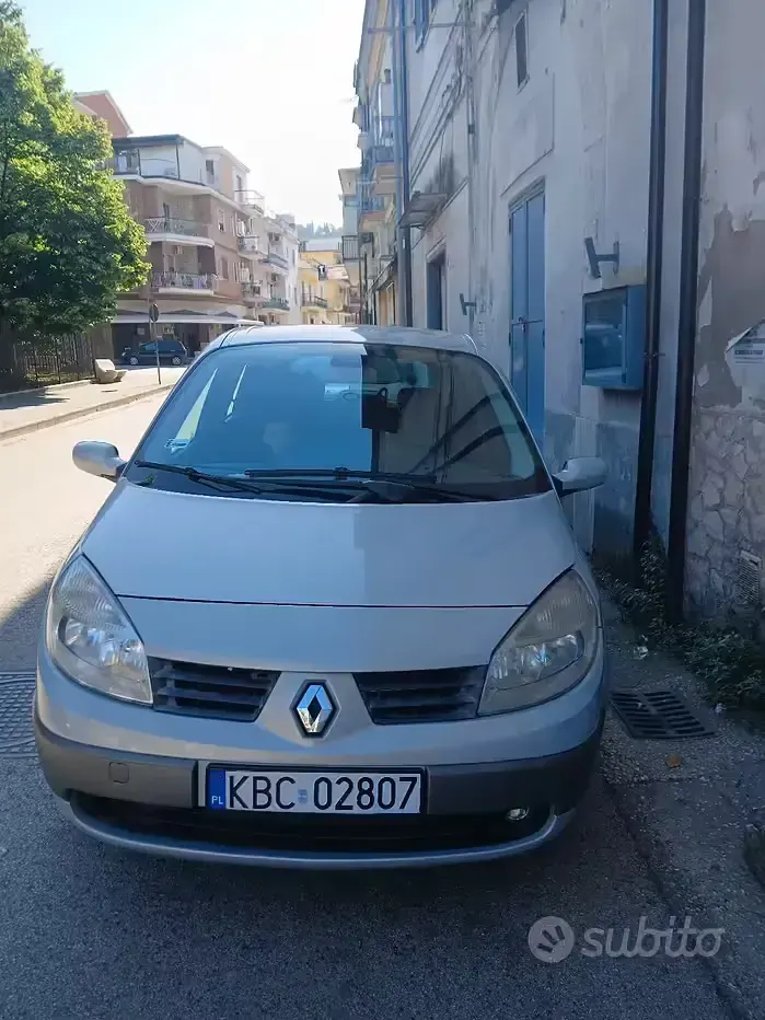 Usata Renault Scenic E-Tech 2004 Grigio Berlina