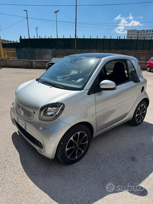 Usata Smart ForTwo Coupé 2016 Utilitaria