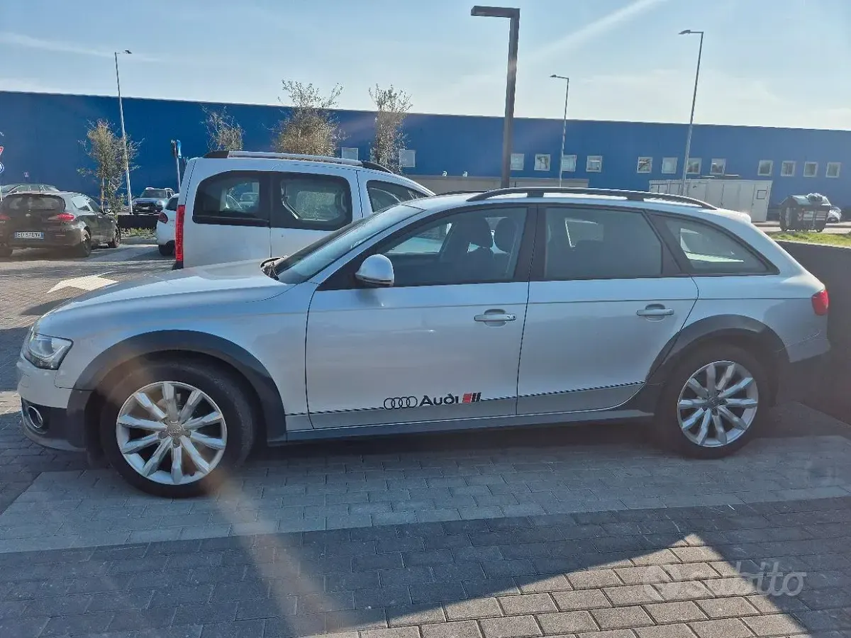 Usata Audi A4 Allroad 177 CV (130 kW) 2012 Grigio Station wagon