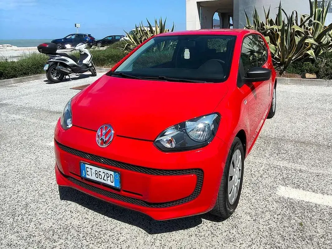 Usata VW up! Move 68 CV (50 kW) 2014 Rosso Utilitaria